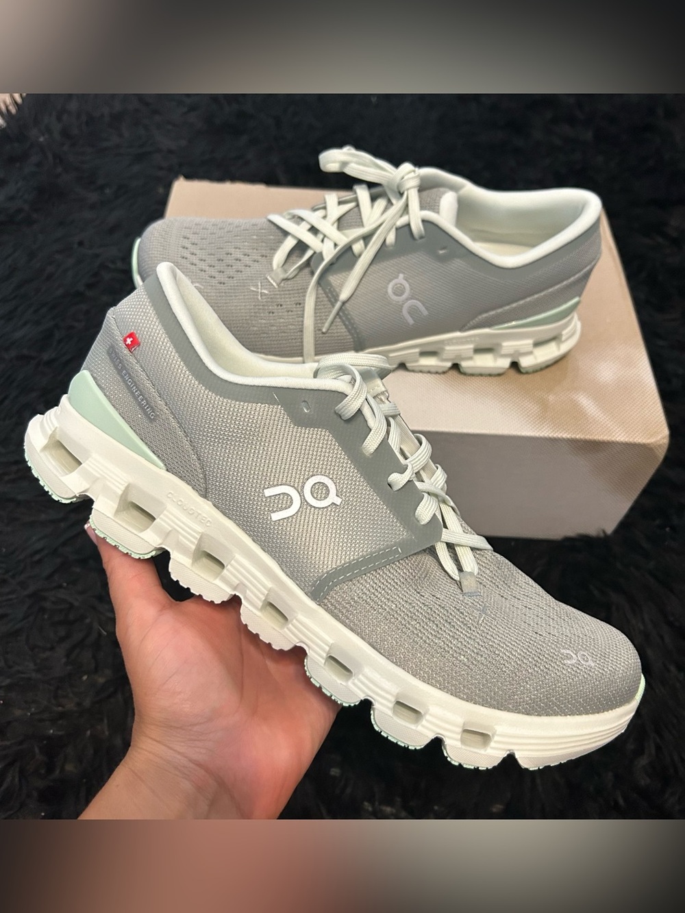 ON CLOUD X 4 tin iceberg athletic training running lace up shoes sz 9 new - Picture 1 of 8